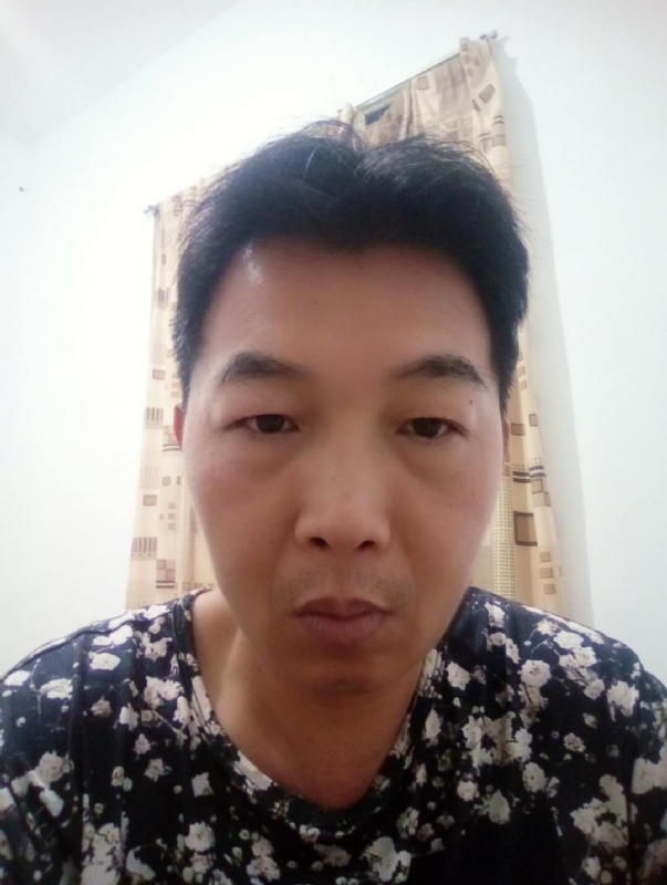 繁华哀伤的第一张照片--南靖相亲网