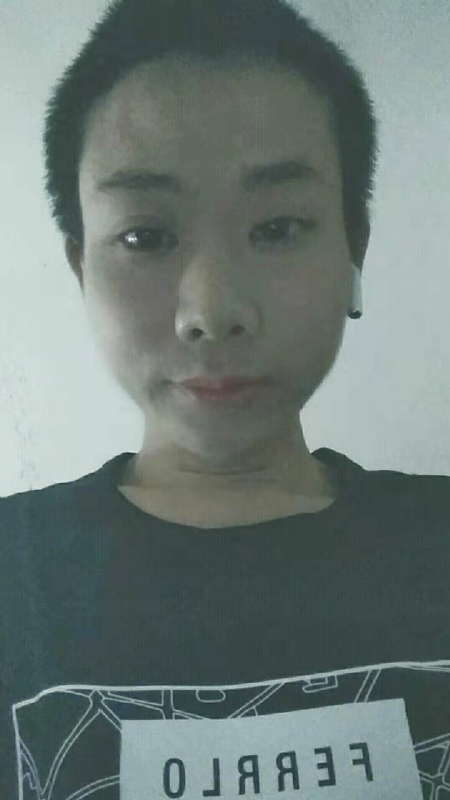 水中月的第一张照片--南靖相亲网